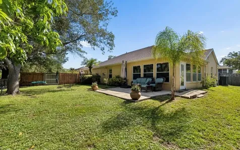 4734 Whispering Wind Avenue Tampa FL 33614