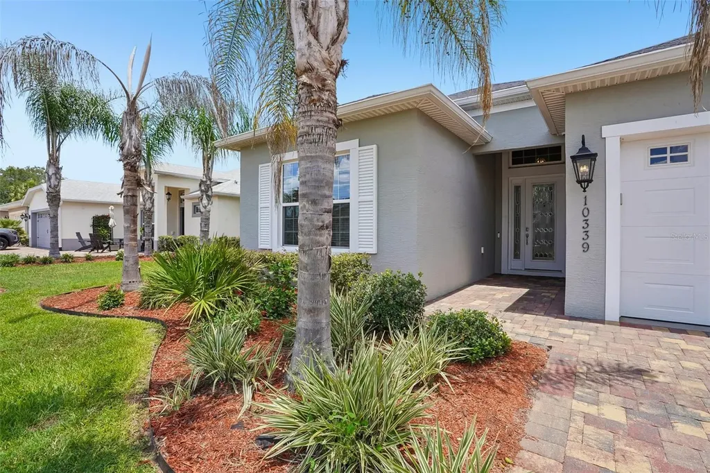 10339 Addison Shore Way Oxford FL 34484