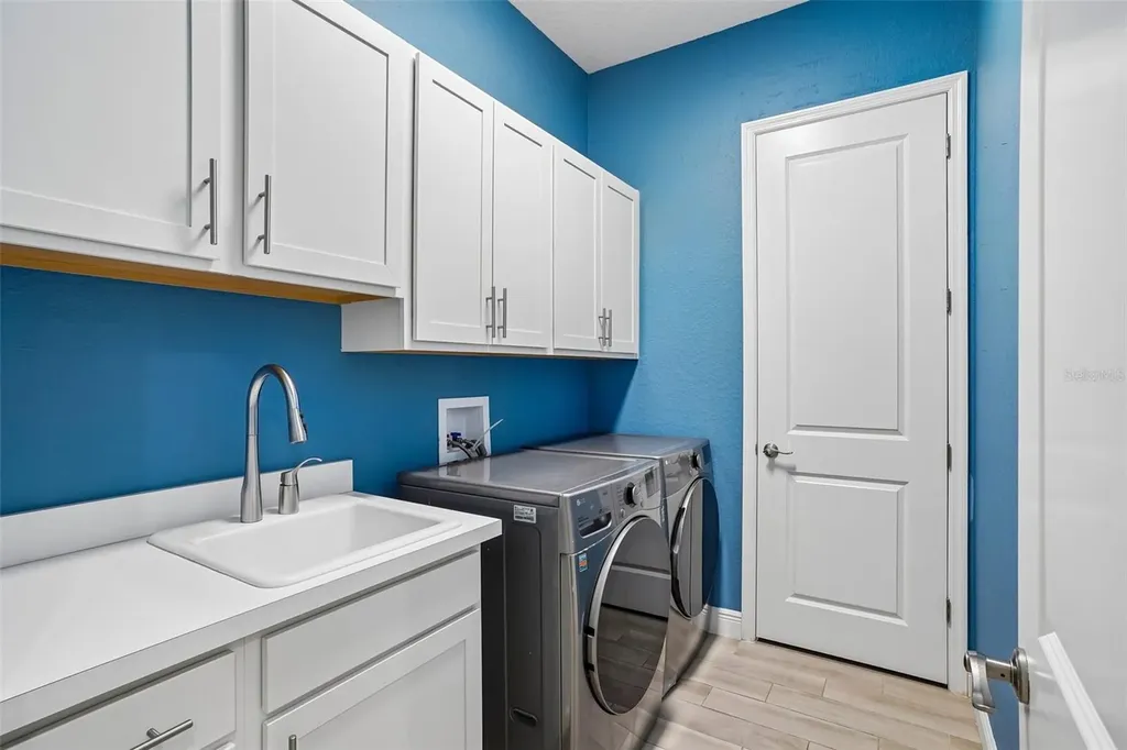 10339 Addison Shore Way Oxford FL 34484