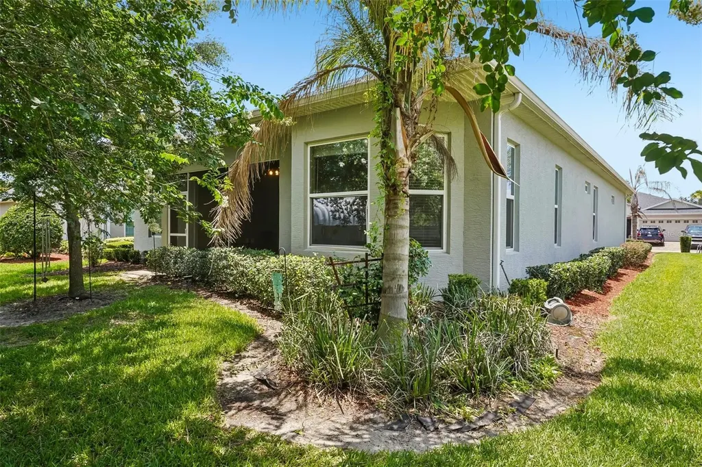 10339 Addison Shore Way Oxford FL 34484