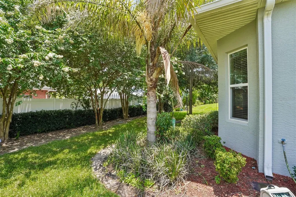 10339 Addison Shore Way Oxford FL 34484