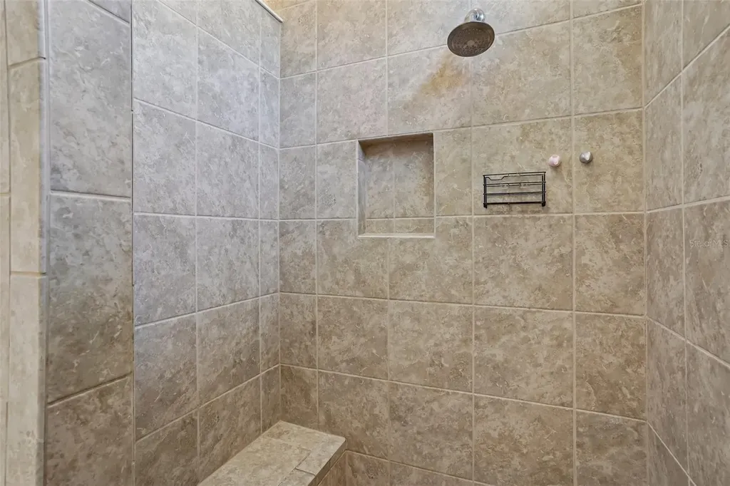 10339 Addison Shore Way Oxford FL 34484