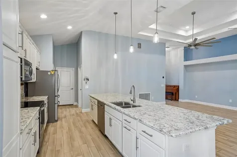 10339 Addison Shore Way Oxford FL 34484