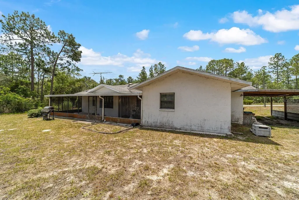 23063 SW Edgewater Boulevard Dunnellon FL 34431
