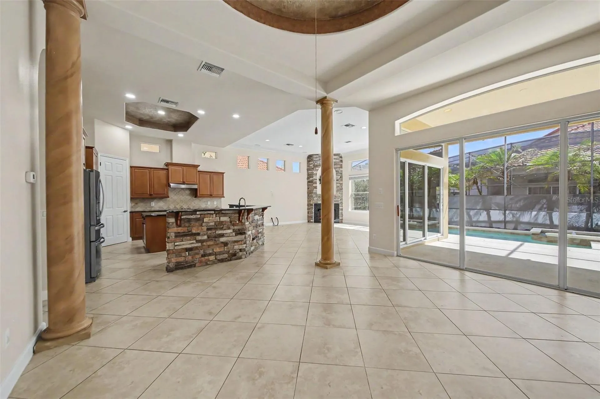 8219 Livorno Drive Orlando FL 32836