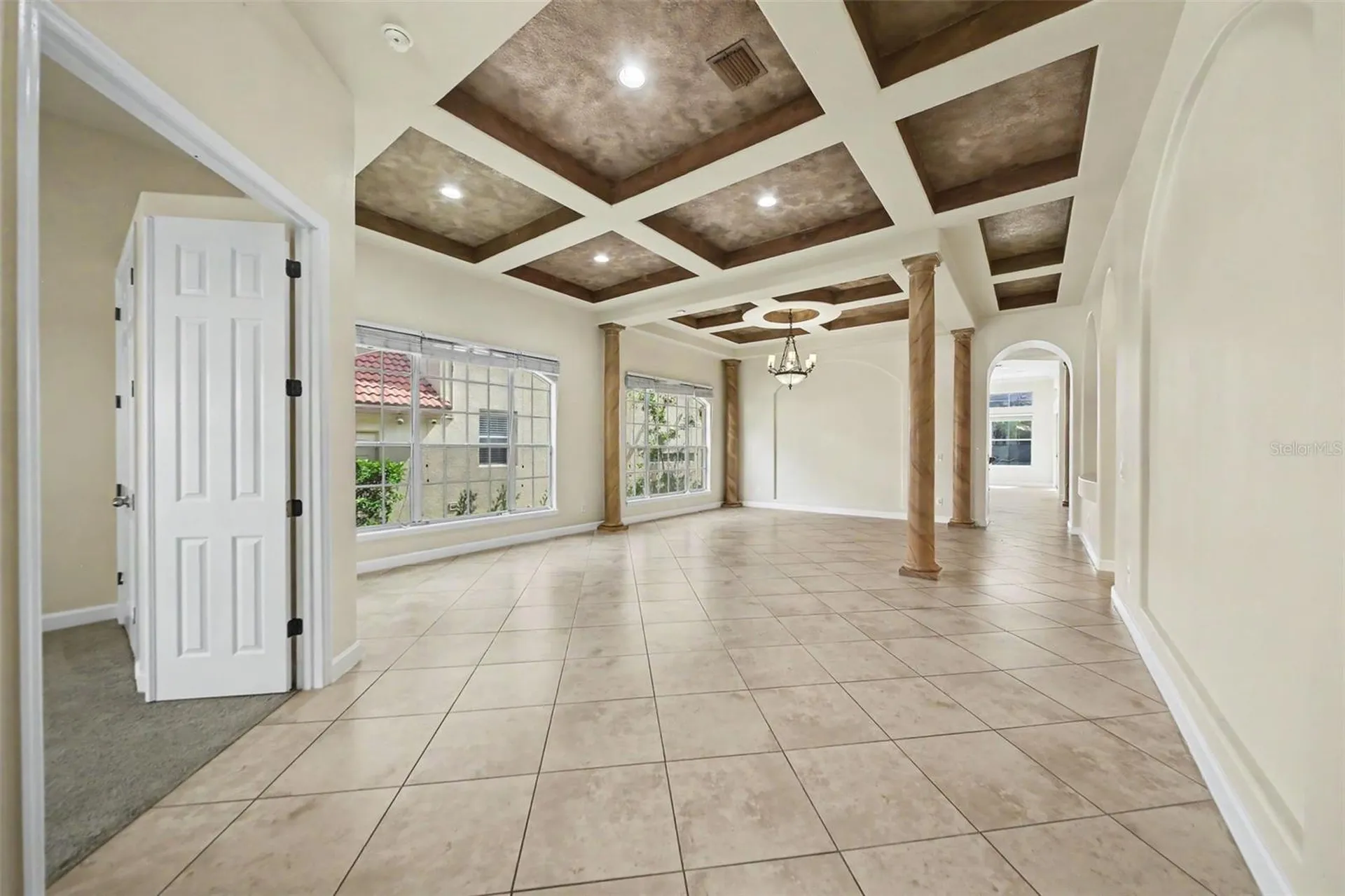 8219 Livorno Drive Orlando FL 32836