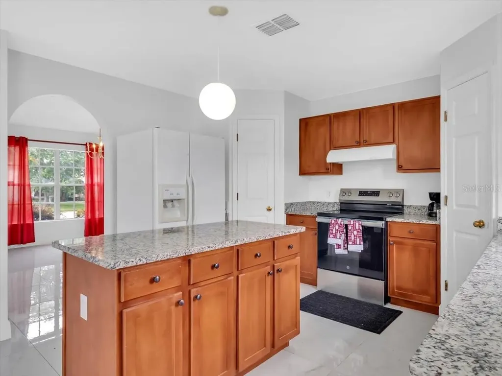 8294 Settlers Creek Loop Lakeland FL 33810