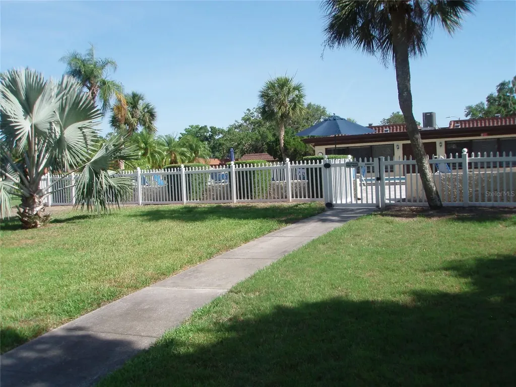 1701 Pinehurst Road Dunedin FL 34698