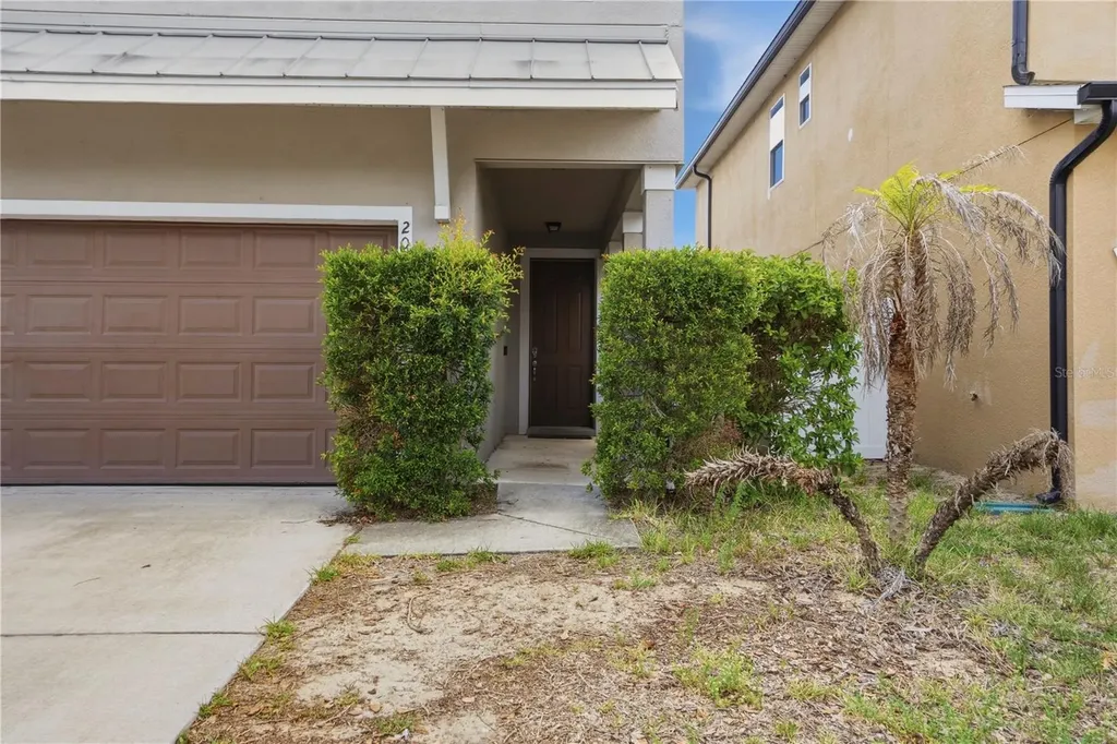 205 Aberdeen Street Davenport FL 33896