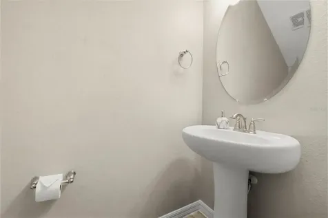 205 Aberdeen Street Davenport FL 33896