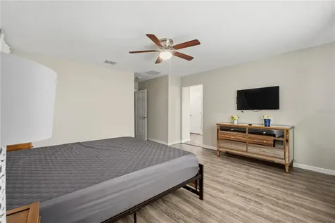 205 Aberdeen Street Davenport FL 33896