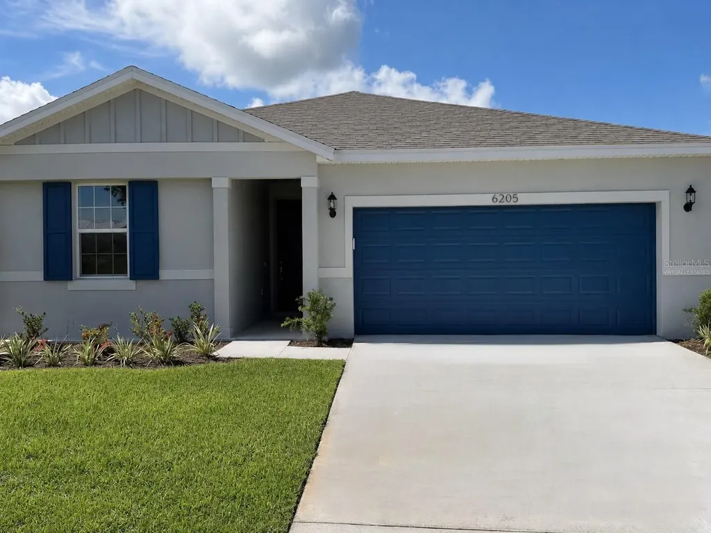6205 Sanders Grove Circle Okahumpka FL 34762