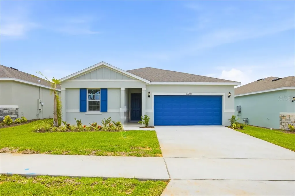 6205 Sanders Grove Circle Okahumpka FL 34762