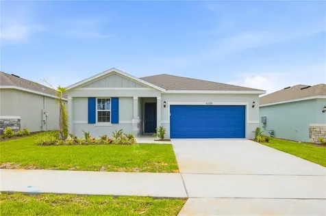 6205 Sanders Grove Circle Okahumpka FL 34762