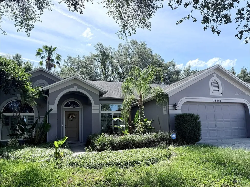 Valrico FL 33594