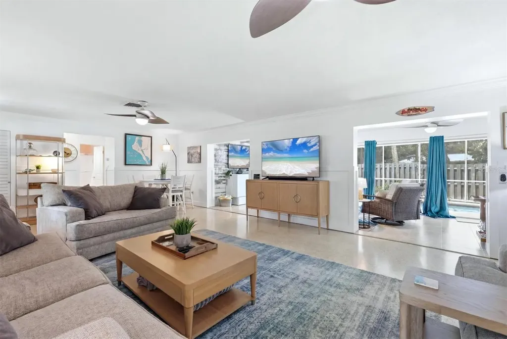 5128 Oxford Drive Sarasota FL 34242