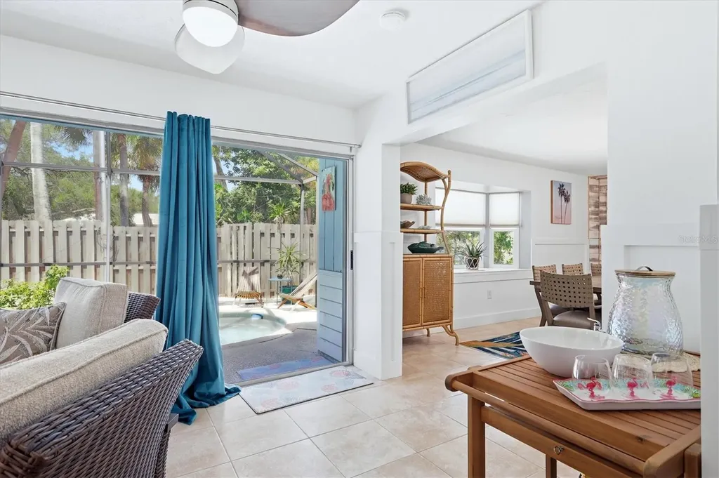 5128 Oxford Drive Sarasota FL 34242