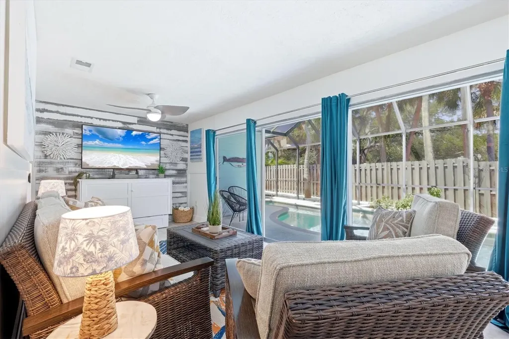 5128 Oxford Drive Sarasota FL 34242