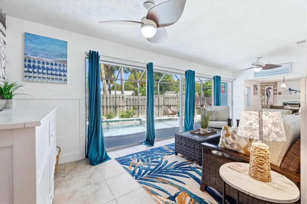 5128 Oxford Drive Sarasota FL 34242