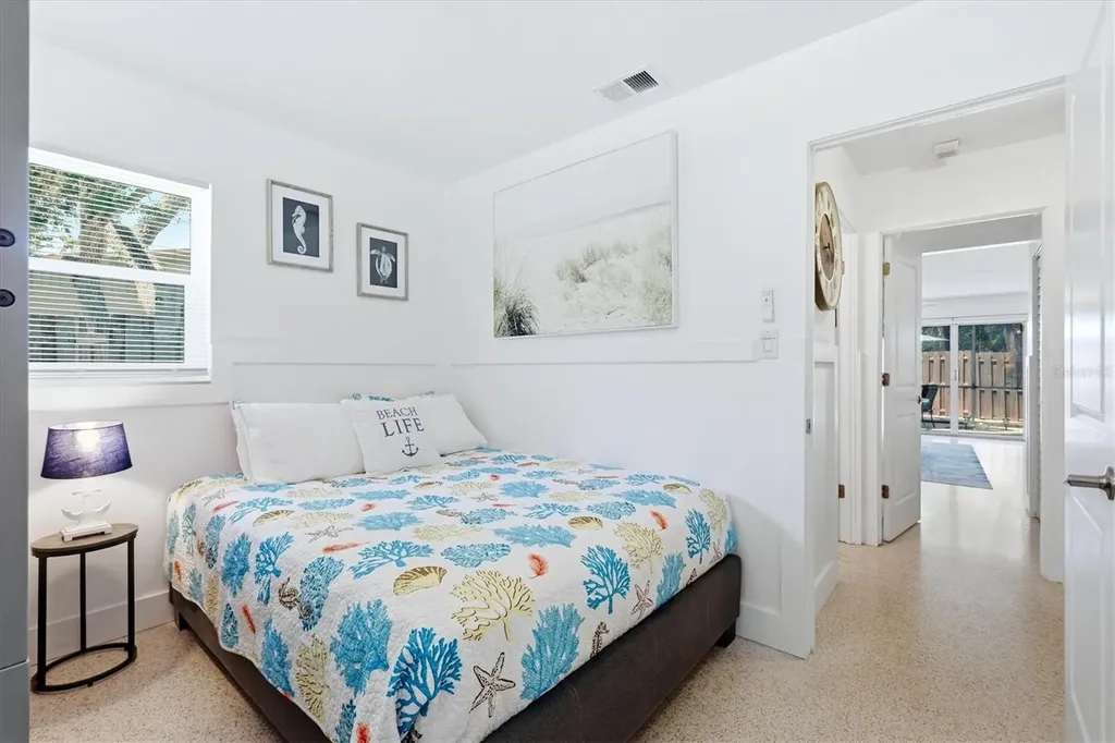 5128 Oxford Drive Sarasota FL 34242