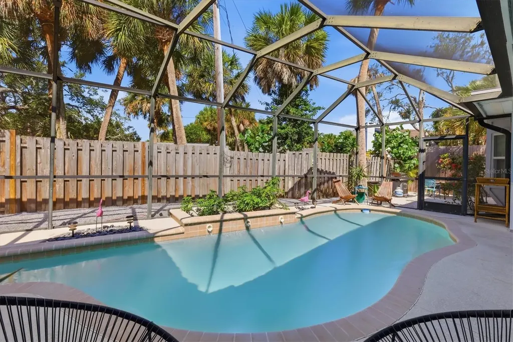 5128 Oxford Drive Sarasota FL 34242