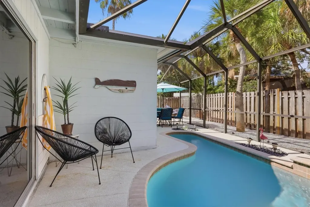 5128 Oxford Drive Sarasota FL 34242