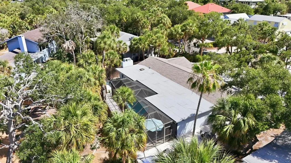 5128 Oxford Drive Sarasota FL 34242