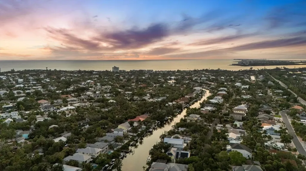 5128 Oxford Drive Sarasota FL 34242