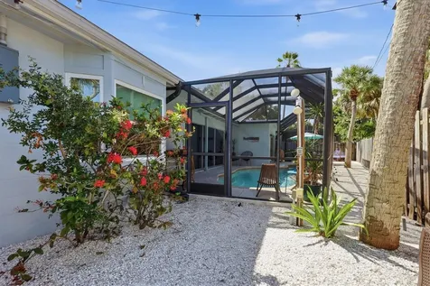 5128 Oxford Drive Sarasota FL 34242