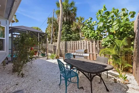 5128 Oxford Drive Sarasota FL 34242