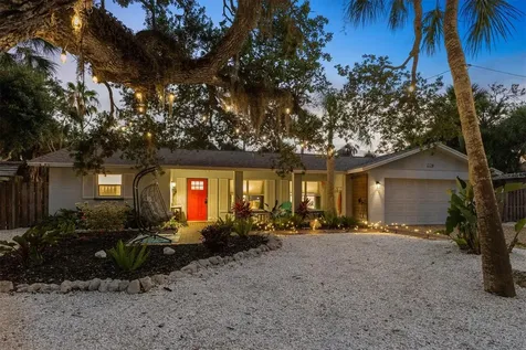 5128 Oxford Drive Sarasota FL 34242