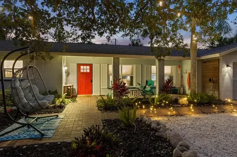 5128 Oxford Drive Sarasota FL 34242