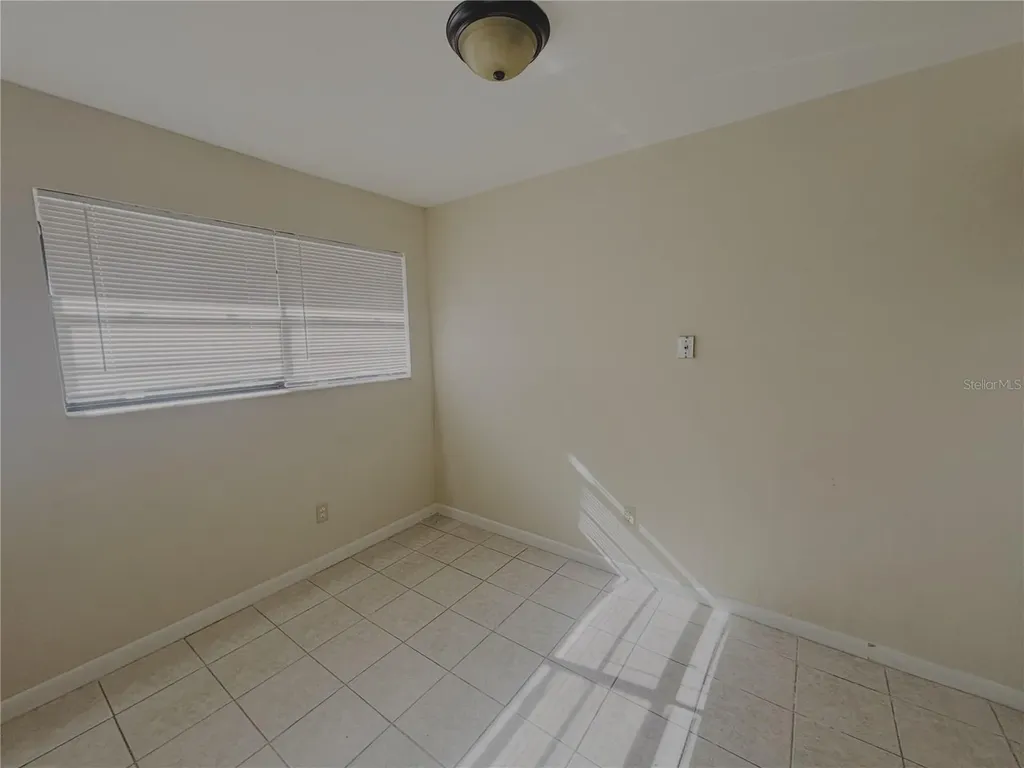 1915 SW 70 Terrace Gainesville FL 32607