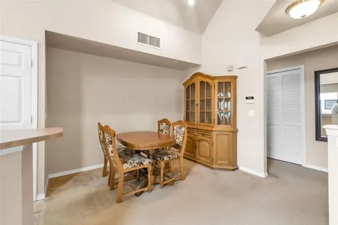 5541 Rosehill Road Sarasota FL 34233