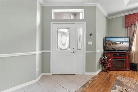 36403 Grand Island Oaks Circle Grand Island FL 32735