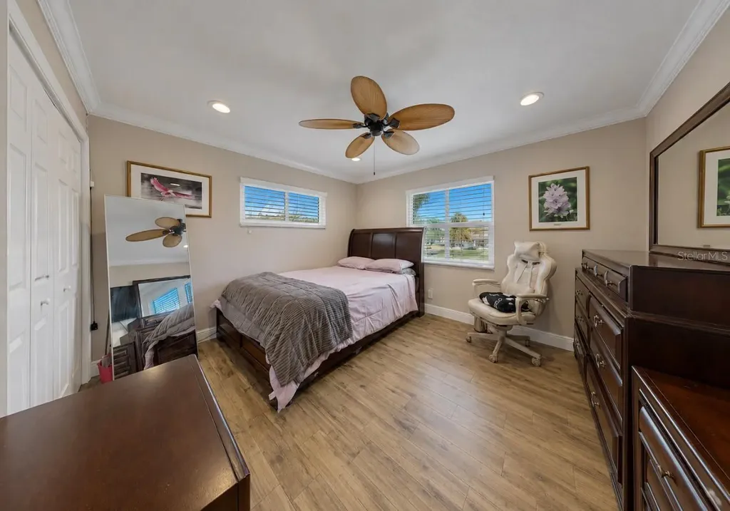 6301 Cottonwood Lane Apollo Beach FL 33572
