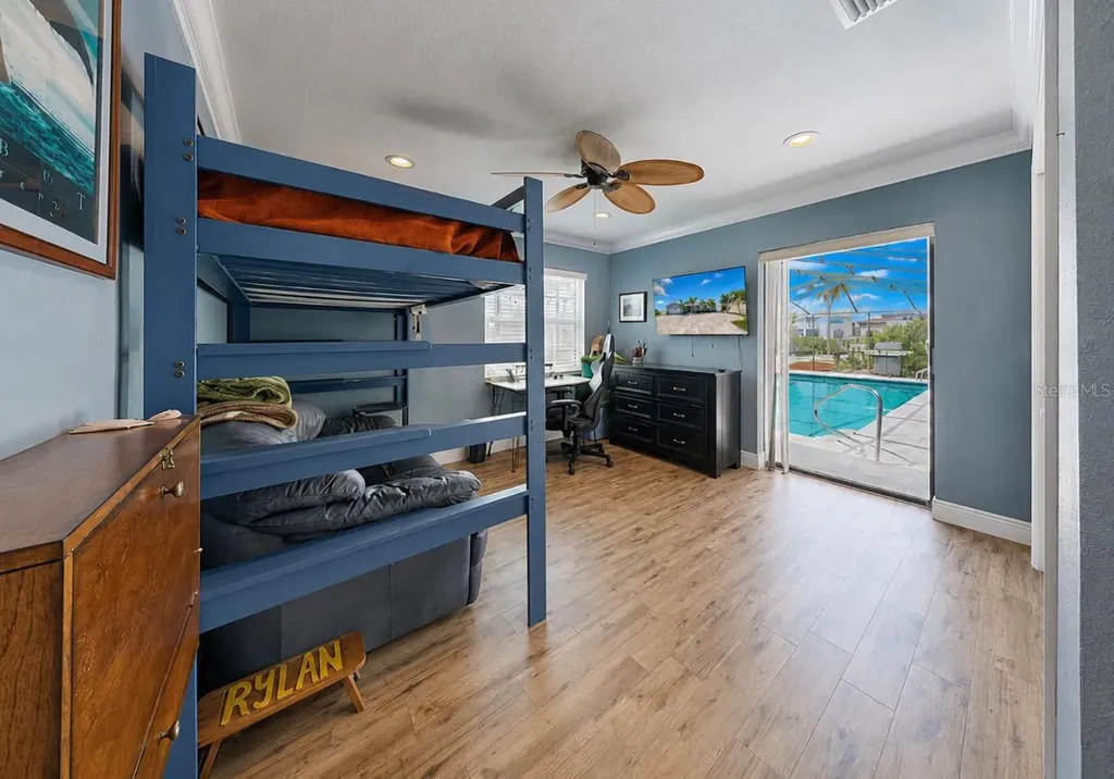 6301 Cottonwood Lane Apollo Beach FL 33572