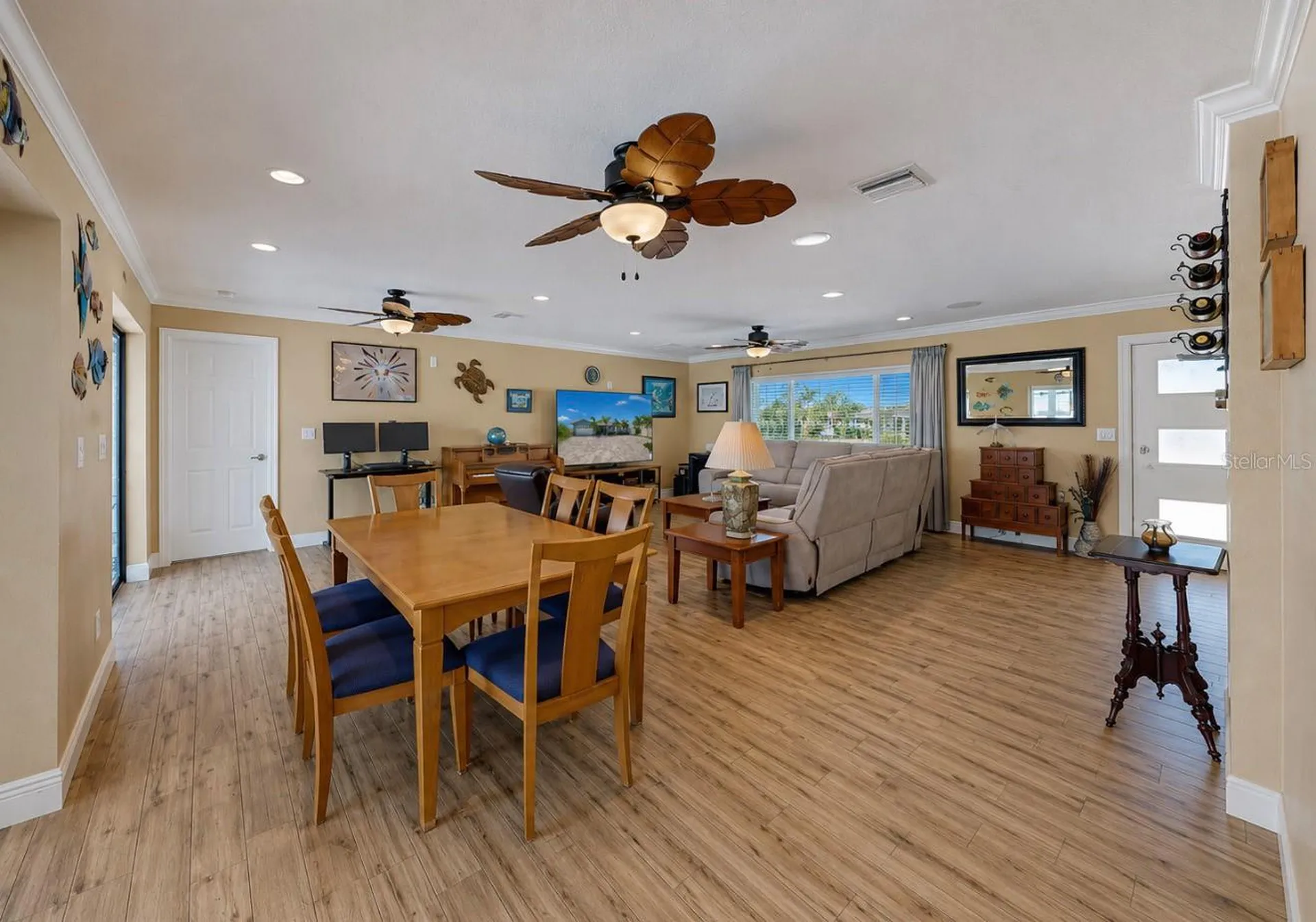 6301 Cottonwood Lane Apollo Beach FL 33572