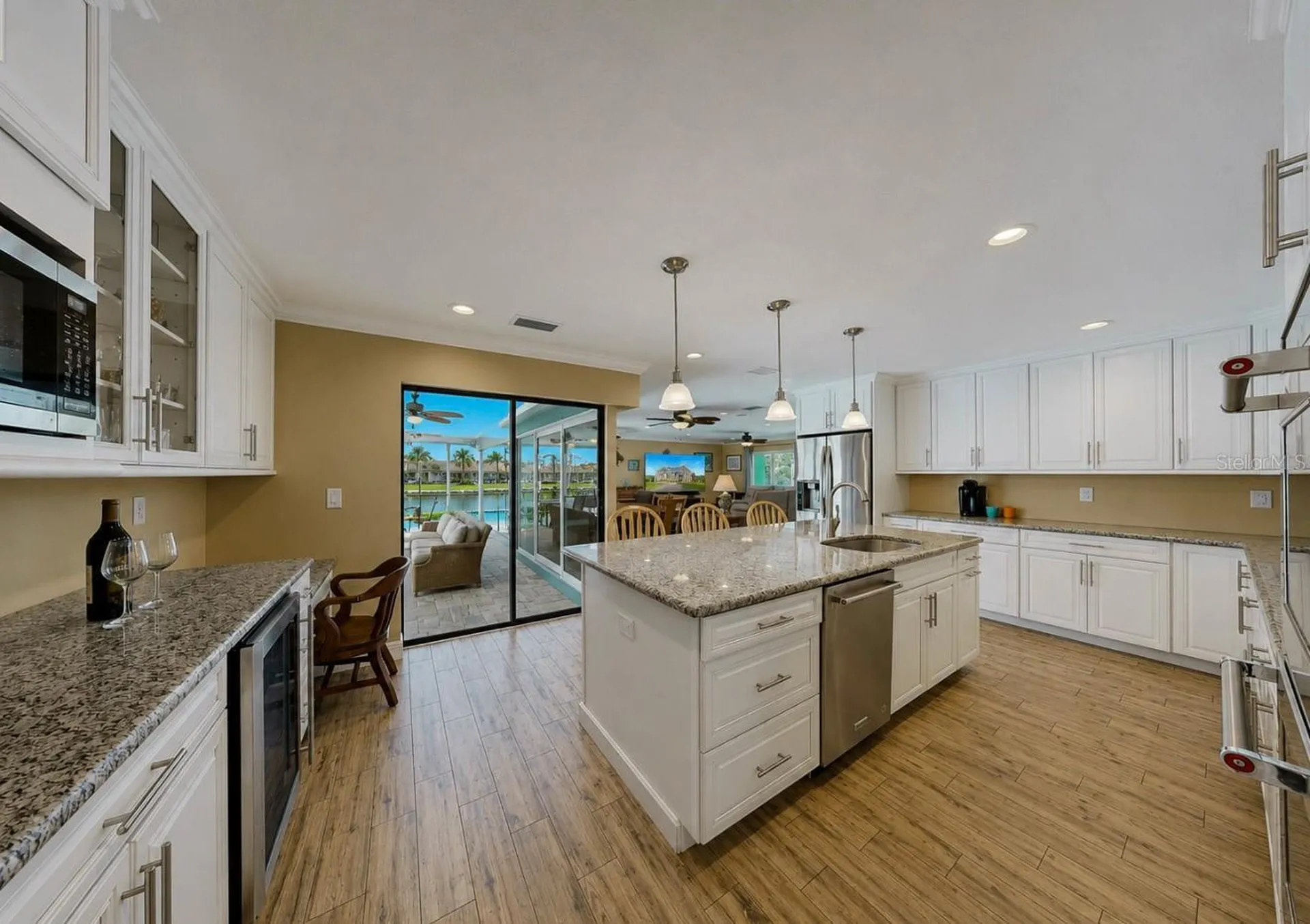 6301 Cottonwood Lane Apollo Beach FL 33572
