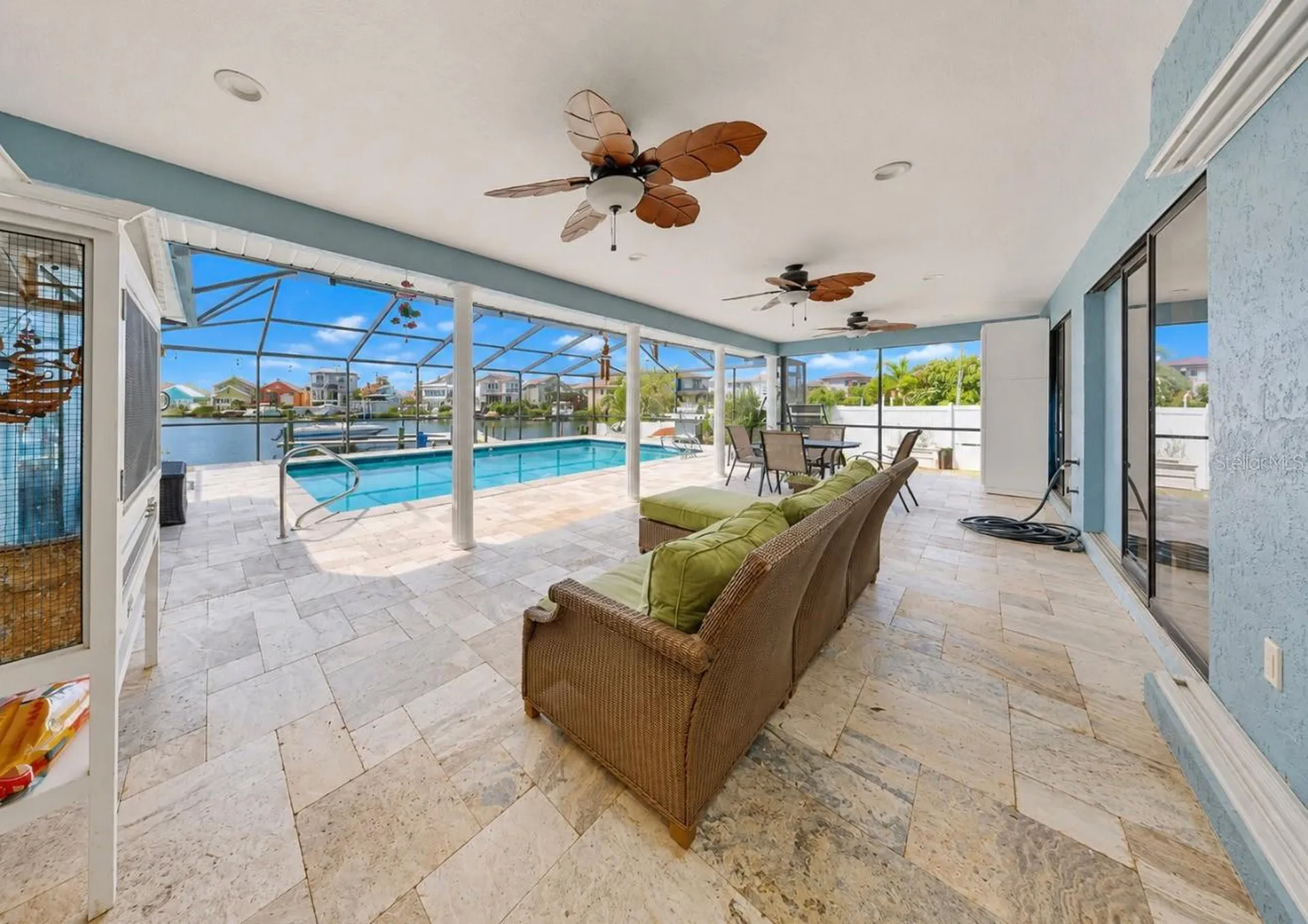 6301 Cottonwood Lane Apollo Beach FL 33572