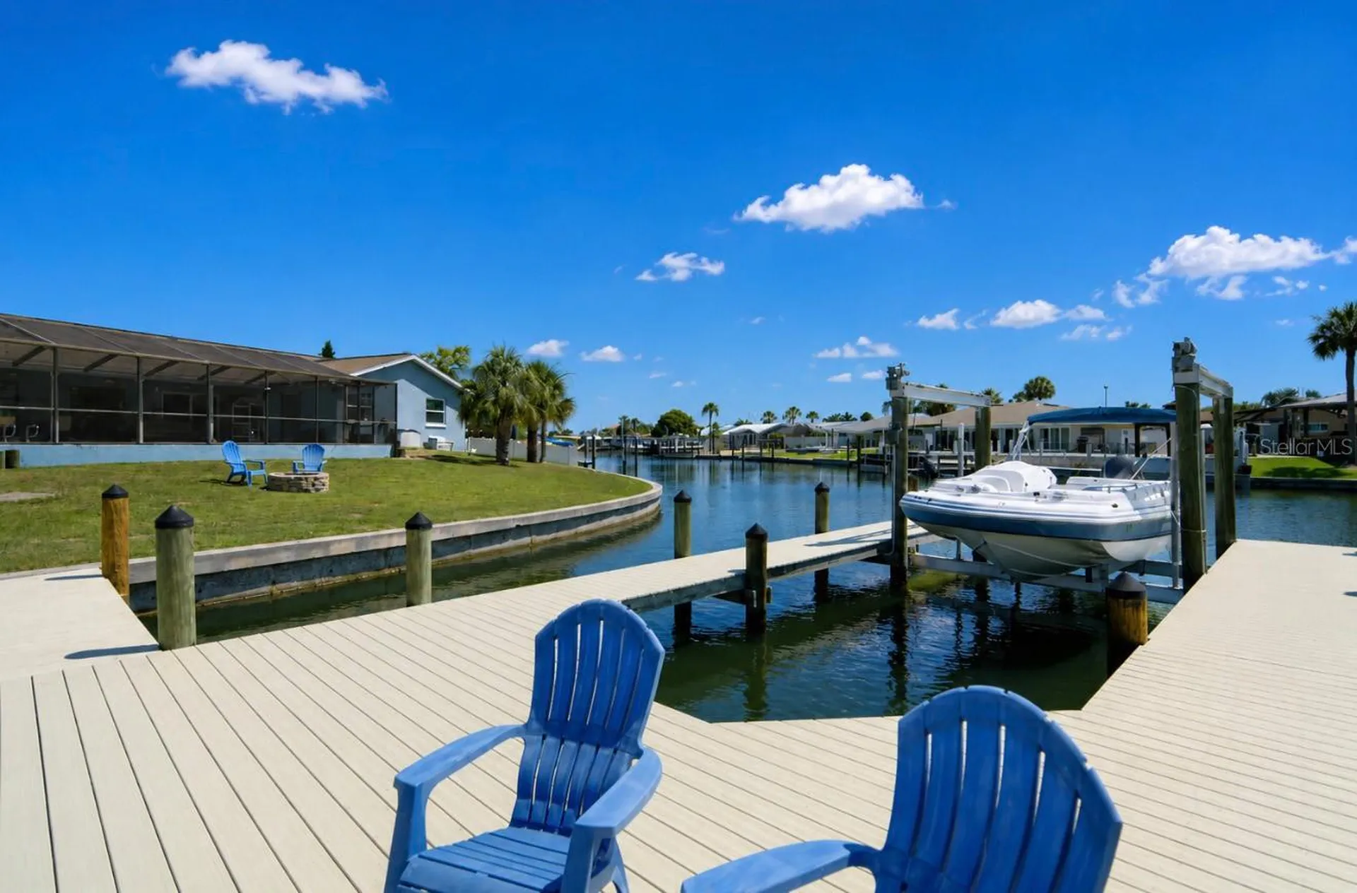 6301 Cottonwood Lane Apollo Beach FL 33572