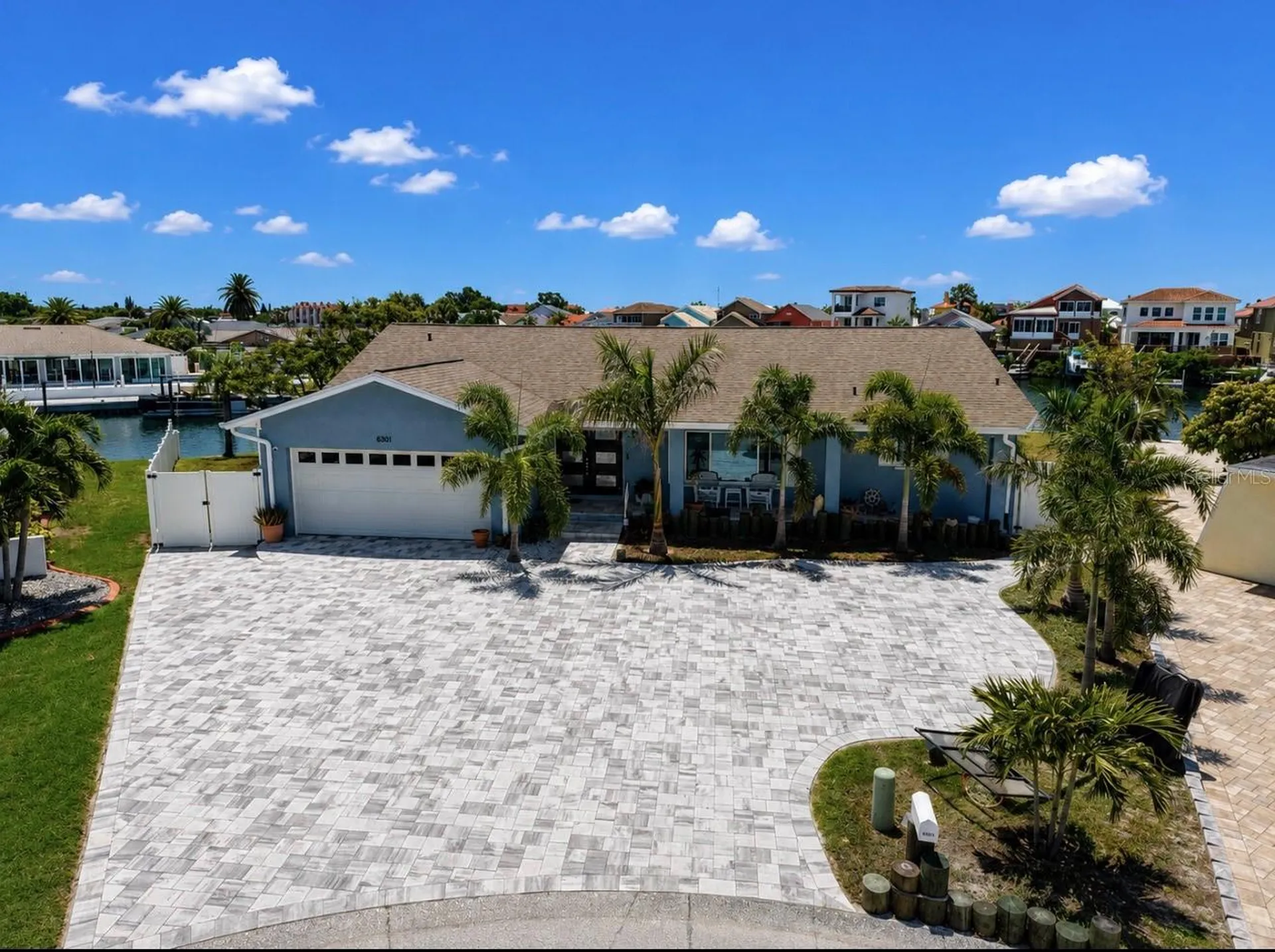 6301 Cottonwood Lane Apollo Beach FL 33572