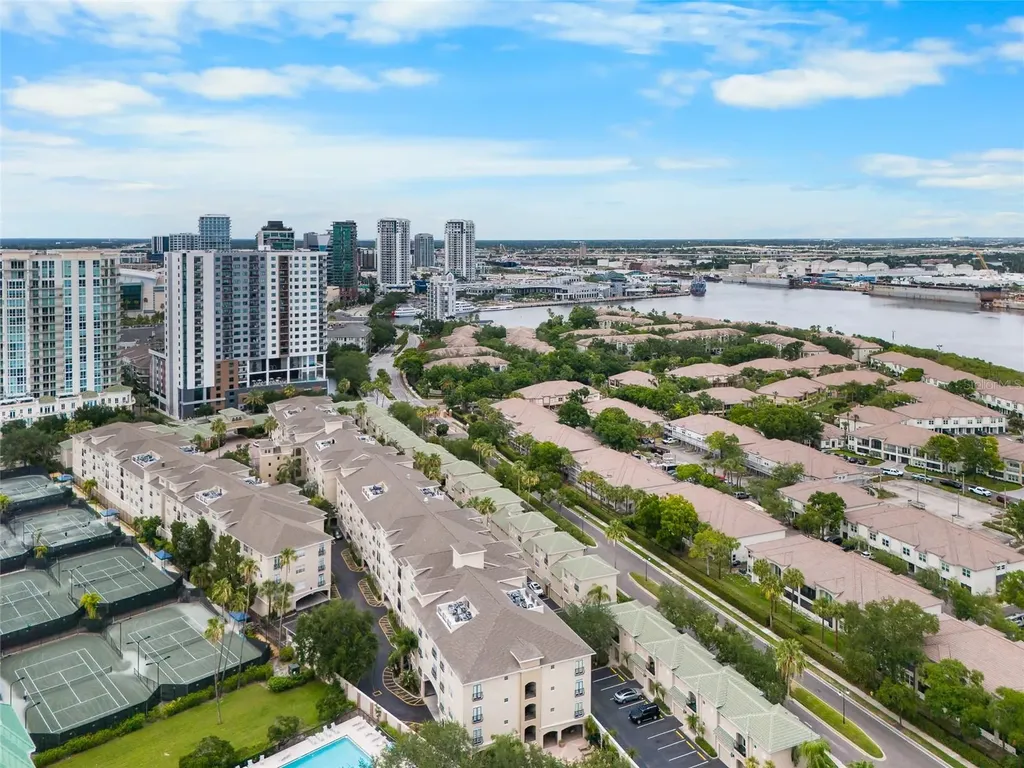 501 Knights Run Avenue Tampa FL 33602
