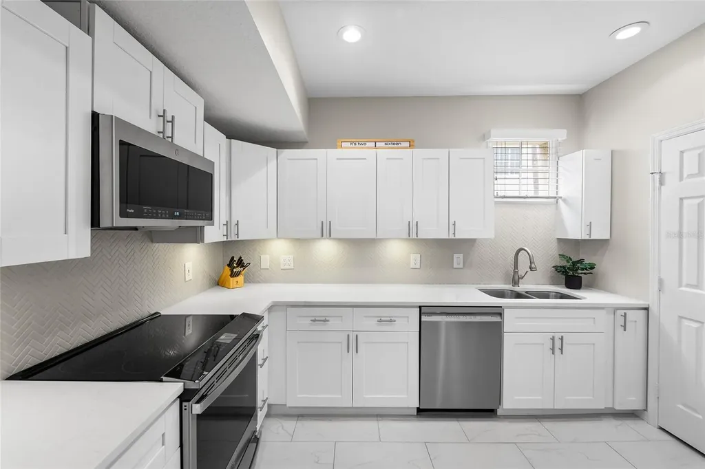 501 Knights Run Avenue Tampa FL 33602