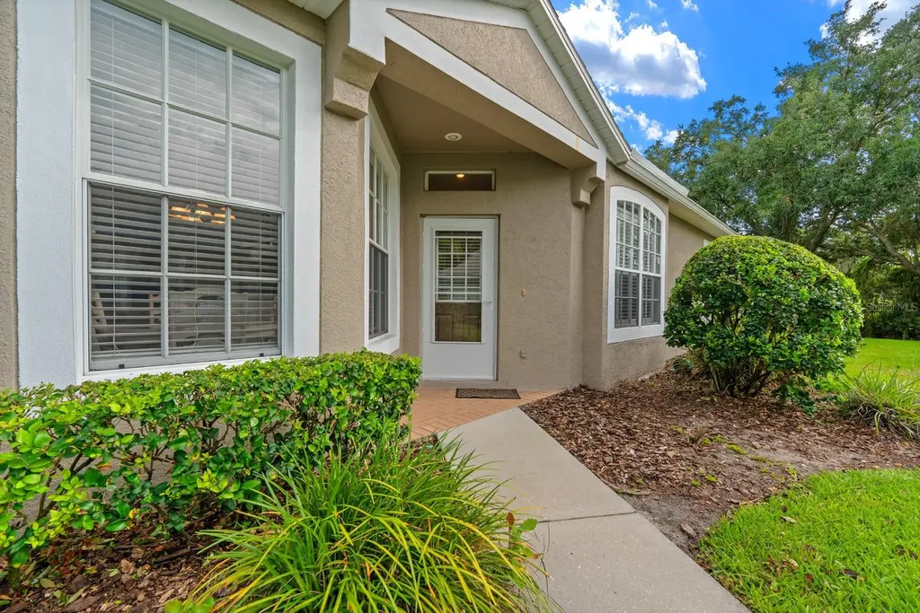 5731 Heronpark Place Lithia FL 33547