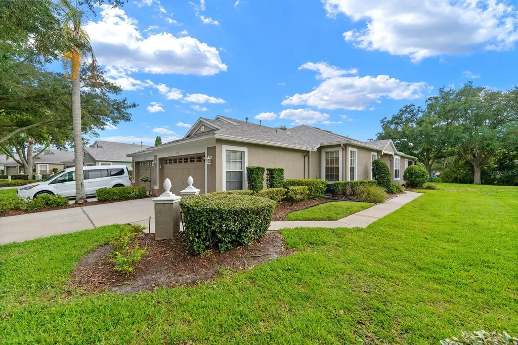 5731 Heronpark Place Lithia FL 33547