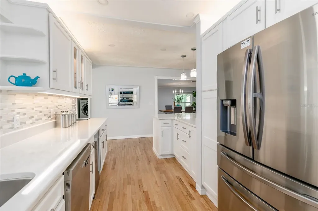 110 Sunset Drive S St Petersburg FL 33707