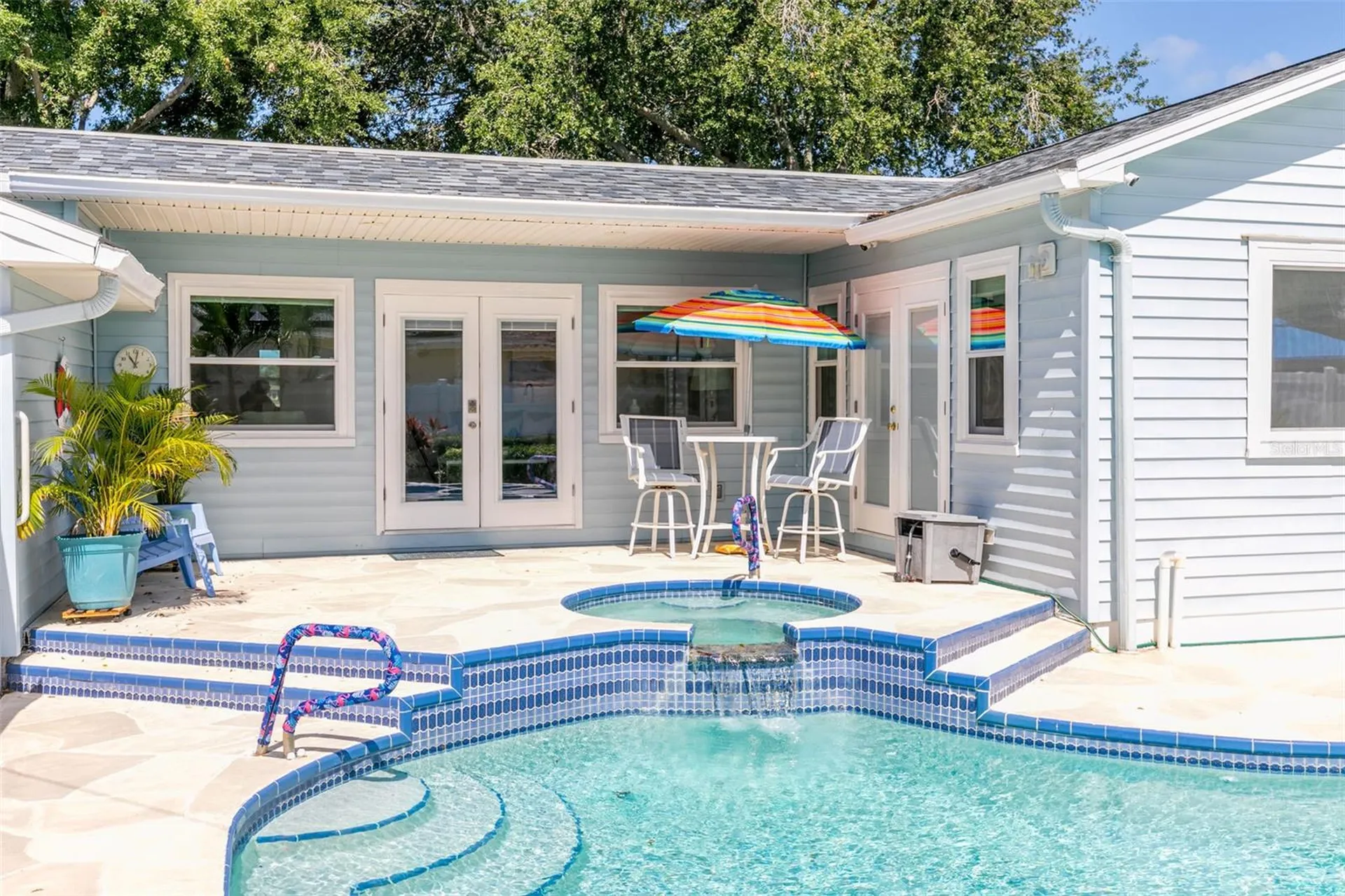 110 Sunset Drive S St Petersburg FL 33707