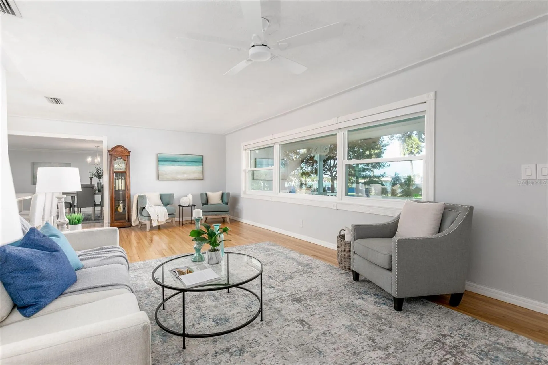110 Sunset Drive S St Petersburg FL 33707