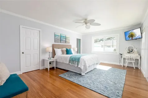 110 Sunset Drive S St Petersburg FL 33707